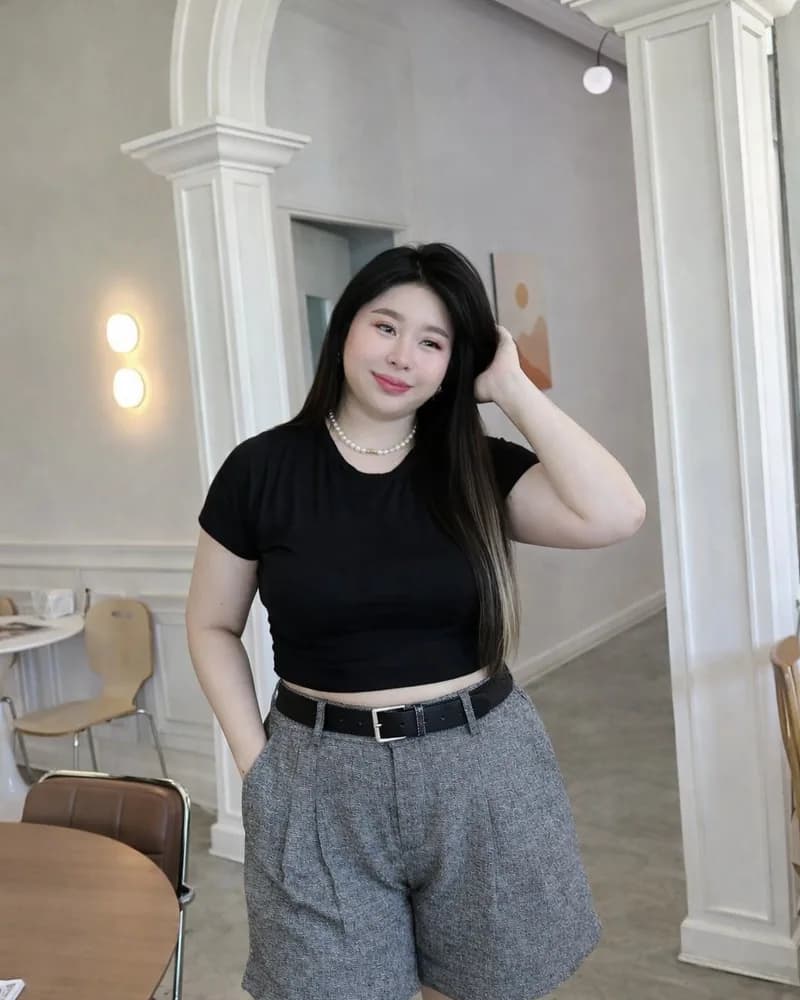 เสื้อยืดคอกลม